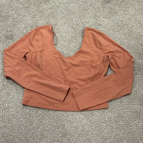 Lululemon crop top - Picture 2 of 3